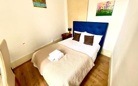 Chiado Central Cozy Little Double room, 2